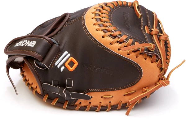 32.5 Inch Nokona Alpha SV2 Adult Baseball/Softball Catcher's Mitt 5 32.5 Inch Nokona Alpha SV2 Adult Baseball/Softball Catcher's Mitt - Image 4