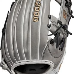 11.75 Inch Wilson A2000 Women's Fastpitch Softball Glove WBW1004371175